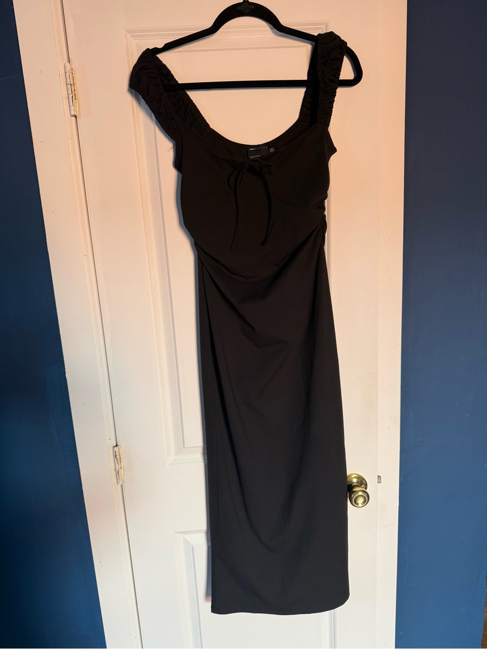 Black Ruched Midi Dress with Cap Sleeves